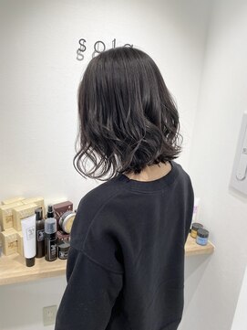 ソラ(sola) ダークトーンシフォンボブ