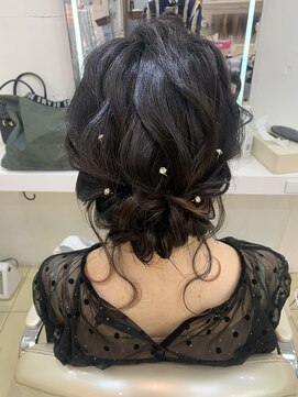 ヘイルジューシー(hail JUICY) ★シニヨンアップ★