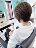 マットアッシュのショートボブ