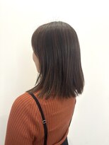 ゼンドットカラスマ(Zen.karasuma)&nbsp;地毛風ストレート×大人ハイライト