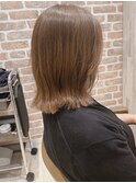 くびれヘアグレージュ切りっぱなしボブ似合わせカットアラサー