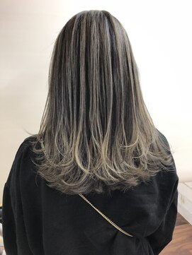 ハーツ(Heart's) 白髪ぼかし脱白髪染め似合わせロングレイヤー40代50代60代♪