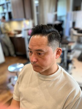 ザマンリバレッジニューヨーク(THE MAN LeverageNewYork) 大人海外七三サイドパートフェード