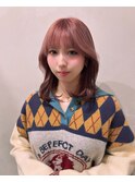 ピンクベージュ