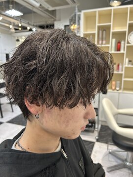 テテ(TETE) ツイスパ/センターパート/マッシュ