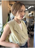 ショート/ブロンドベージュ/前下がり/リップライン/たまプラーザ
