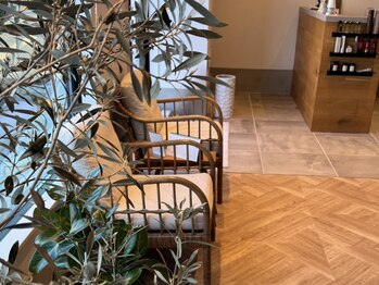 シオン(Cion)の写真/年齢を重ねた髪に、本当に似合う美しさを。理想を引き出すご提案◎サロン選びにお悩みの方は是非Cionへ