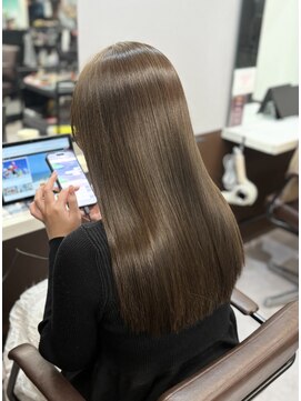 コビーバイジーナ 梅田茶屋町(Coby by Zina) グレージュ/髪質改善トリートメント【hina】