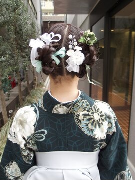 ユルクメゾンシティ 名古屋(JURK MAISON CITY) natsu style 卒業式 ツイン ヘアアレンジ
