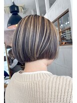 ヘアーループレル(Hair ruup Rell design works)&nbsp;白髪染めを使わない白髪ぼかしハイライトショート