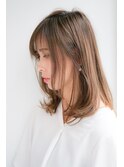 ヌーディベージュ
