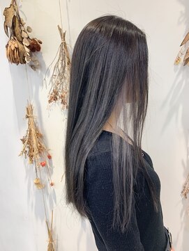 アッシュ 二子玉川店(Ash) 《Ash二子玉川》#ケアブリーチ#インナカラー#ロング#シルバー