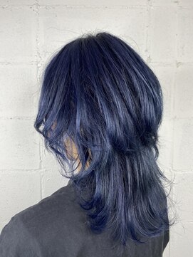 ボンドバイテトテ 三宮元町(BONDbytetote) 超個性派！アオウルフ