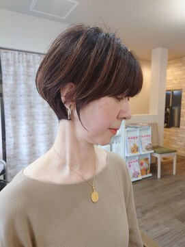 ミエル(miel) マイナス5歳若見えショートヘア、若見えくびれショート