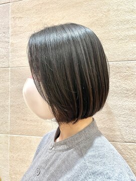 ビュートリアム265(BEAUTRIUM 265) ボブ/ミニボブ/ストレートヘア/ぱつっとボブ/縮毛矯正/銀座