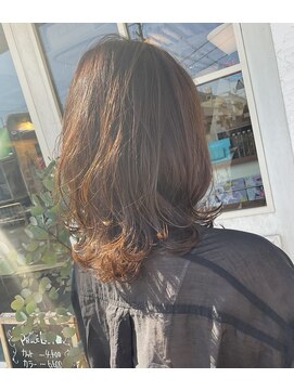 ヘアーエポック(hair epoque) くびレイヤーグレーベージュ小顔似合わせカット斜めバングウルフ