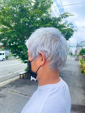 リコラックスビー 中百舌鳥(LICO LUXBE) ホワイトシルバーショート