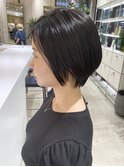 大人ショートレイヤー/耳かけ/白髪ぼかし/髪質改善30代40代50代