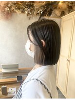 ウイ(ui)&nbsp;インナーカラー×ボブ