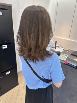ユニ バイ マグ 長野店(Uni.by Mag) 大人可愛い大人美人くすみカラーオリーブグレーベージュ