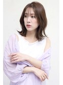 大人可愛い/くすみべージュ /外ハネくびれミィディ池袋
