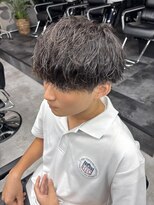 コードバイケンジ 戸塚(CODE by KENJE)&nbsp;王道人気！波巻きパーマで作る柔らか無造作スタイル