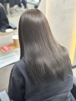 ルノン シェリー(LUNON cheliy) 黒髪クラゲヘアーオリーブグレー小顔ココアベージュ