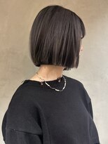 ニコトウキョウ 新宿(nico TOKYO) 20代30代切りっぱなしボブタッセルボブ顔周りレイヤーオリーブ