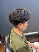 ビーダンディー(Bee dandy) ビジネスツーブロックショート フェザーパーマ サイドパート