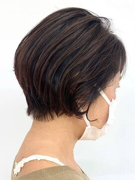 クオリス 上福岡店(QUALIS) ひし型/グラデーション/ショート/前下がり/小顔/30代40代50代