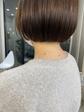 ケーオーエスピンク(K O S pink) ぷっつりボブ