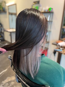 サロングロー(salonGLOW) がっつりインナーカラー