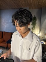 ラテ 伊勢崎(LATTE)&nbsp;大人センターパートツイスト/ツイスパ/ツーブロック