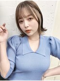 【トレンド】ホワイトブロンドインナーカラー　外ハネボブ