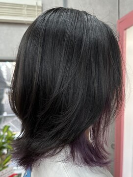 アン ブリーチ 大宮駅東口店(UN BLEACH) インナーカラー×ウルフカット