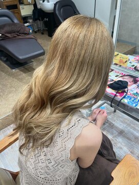 ブライト 関目(Breit) 【ミルクティーベージュ】