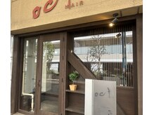 オクトヘアー(oct HAIR)の雰囲気（シックなエントランスが目印。）