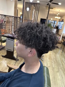 ハル(HARU) ツイストスパイラルパーマ強め