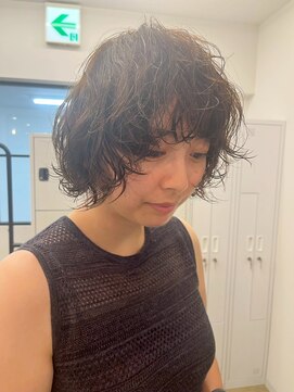 ヌビラ(Nubira) ショートボブ/ニュアンスパーマ/くるくるパーマ/西千葉