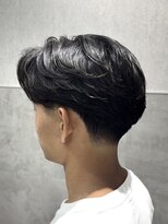 テクト バイアッシュ 吉祥寺店(Tect by Ash)&nbsp;ニュアンスパーマセンターパート刈り上げテーパーフェード