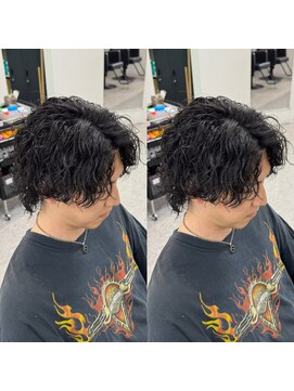 ブライト(BRIGHT) ツイストスパイラルパーマセンターパートウルフ