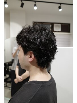 アンド グラフ(& Graph.) シャドウパーマ 無造作パーマ