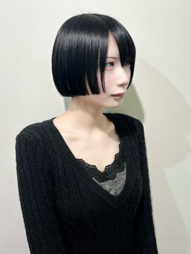 ルネラトーキョー(RUNERA TOKYO) 黒髪ボブ ぱっつん 切りっぱなし ショートカット