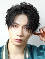 クロトヴィラ 天神大名(KUROT villa)&nbsp;黒髪センターパートフェザーショート