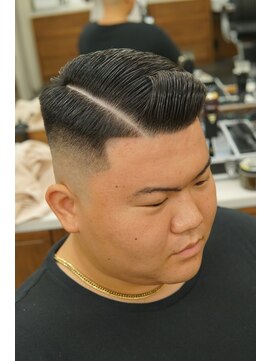 ザ チョップ ショップ ハラジュク(THE CHOP SHOP HARAJUKU) ハイスキンフェードサイドパート