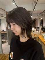 アカラ(acala)&nbsp;ミディアムレイヤー【20代30代40代/イルミナカラー/髪質改善】