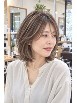 ネイヴスヘアー 香椎照葉店(Neivs Hair)&nbsp;白髪ぼかしハイライトのミディアムレイヤー