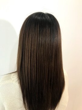 e.m.a プレミアムビューティーサロン 栄駅店(e.m.a PREMIUM BEAUTY SALON) 髪質改善