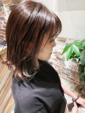 ビューティーマーケット アングゥ(BEAUTY MARKET ungu) ピアスカラーボブ_セミウェットスタイル