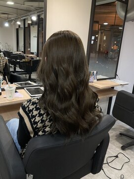 ラフ 難波店(LAFF) #黒髪#ボブルフ#ネビージュ#小顔#ワンレン